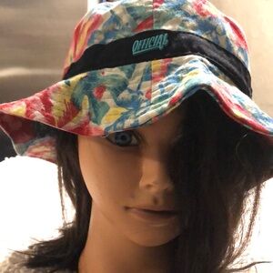 🚨B2G1 OFFICIAL Colorful Floral Bucket Hat